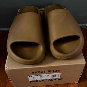 Yeezy Slide Ochre